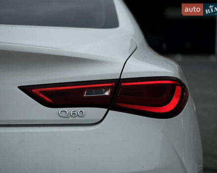 Білий Інфініті Q60, об'ємом двигуна 3 л та пробігом 36 тис. км за 23000 $, фото 13 на Automoto.ua
