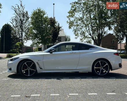 Белый Инфинити Q60, объемом двигателя 3 л и пробегом 60 тыс. км за 25500 $, фото 1 на Automoto.ua