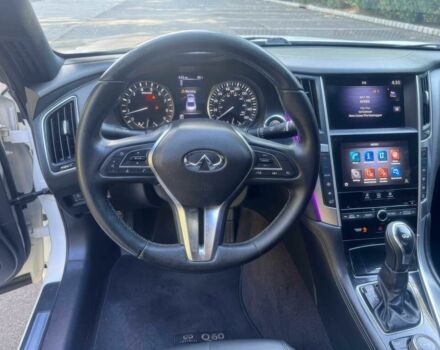 Белый Инфинити Q60, объемом двигателя 3 л и пробегом 42 тыс. км за 14700 $, фото 10 на Automoto.ua