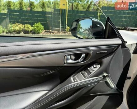Белый Инфинити Q60, объемом двигателя 2 л и пробегом 102 тыс. км за 29900 $, фото 25 на Automoto.ua