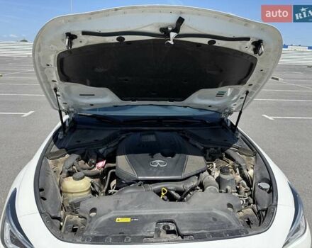 Белый Инфинити Q60, объемом двигателя 2 л и пробегом 102 тыс. км за 29900 $, фото 29 на Automoto.ua