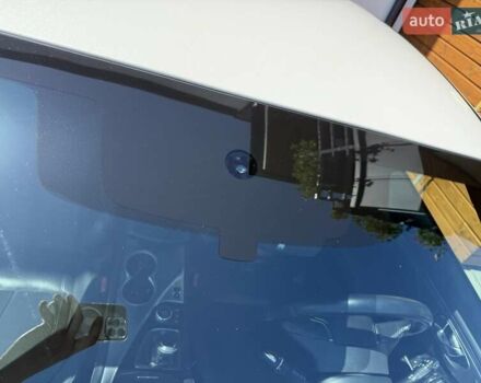 Белый Инфинити Q60, объемом двигателя 2 л и пробегом 102 тыс. км за 29900 $, фото 30 на Automoto.ua