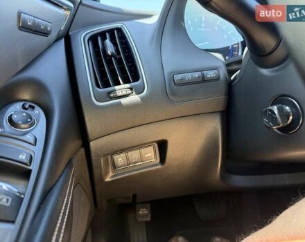 Белый Инфинити Q60, объемом двигателя 2 л и пробегом 102 тыс. км за 29900 $, фото 8 на Automoto.ua