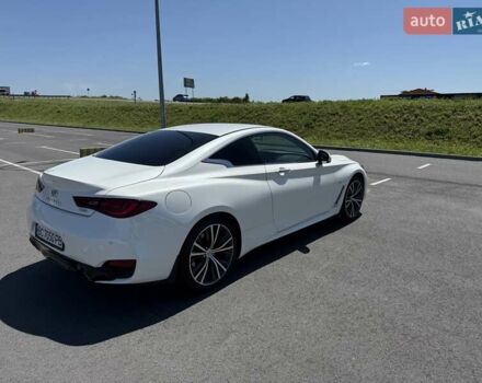 Белый Инфинити Q60, объемом двигателя 2 л и пробегом 102 тыс. км за 29900 $, фото 4 на Automoto.ua