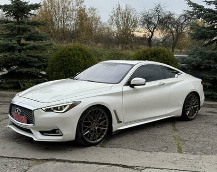 Білий Інфініті Q60, об'ємом двигуна 2 л та пробігом 163 тис. км за 17950 $, фото 1 на Automoto.ua