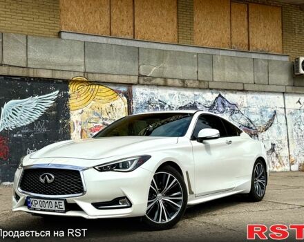 Белый Инфинити Q60, объемом двигателя 2 л и пробегом 135 тыс. км за 21500 $, фото 1 на Automoto.ua