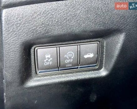 Черный Инфинити Q60, объемом двигателя 1.99 л и пробегом 112 тыс. км за 16500 $, фото 23 на Automoto.ua