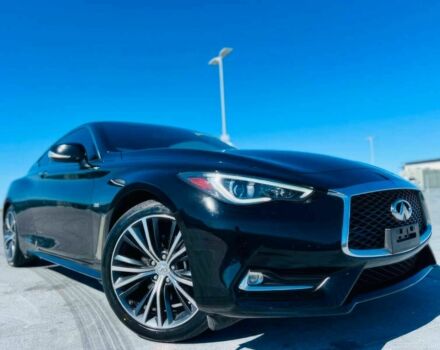 Черный Инфинити Q60, объемом двигателя 2 л и пробегом 52 тыс. км за 11600 $, фото 2 на Automoto.ua