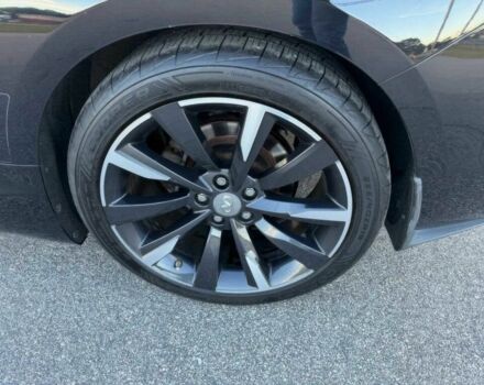 Черный Инфинити Q60, объемом двигателя 3 л и пробегом 52 тыс. км за 12500 $, фото 13 на Automoto.ua