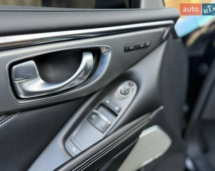 Черный Инфинити Q60, объемом двигателя 1.99 л и пробегом 113 тыс. км за 21000 $, фото 20 на Automoto.ua