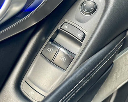 Черный Инфинити Q60, объемом двигателя 3 л и пробегом 128 тыс. км за 19100 $, фото 11 на Automoto.ua