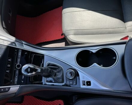 Черный Инфинити Q60, объемом двигателя 3 л и пробегом 70 тыс. км за 24000 $, фото 9 на Automoto.ua