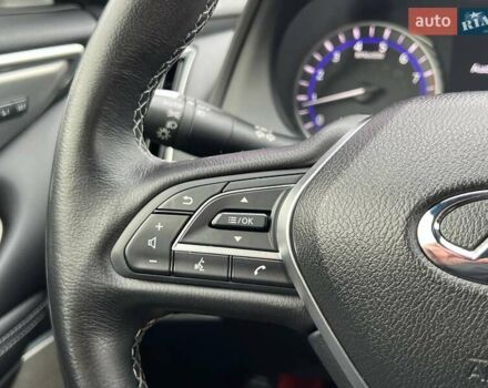 Черный Инфинити Q60, объемом двигателя 3 л и пробегом 72 тыс. км за 23990 $, фото 24 на Automoto.ua