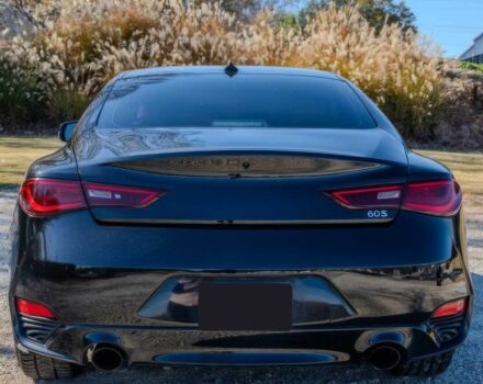 Чорний Інфініті Q60, об'ємом двигуна 3 л та пробігом 45 тис. км за 4000 $, фото 4 на Automoto.ua