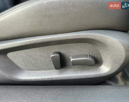 Черный Инфинити Q60, объемом двигателя 3 л и пробегом 129 тыс. км за 22299 $, фото 29 на Automoto.ua