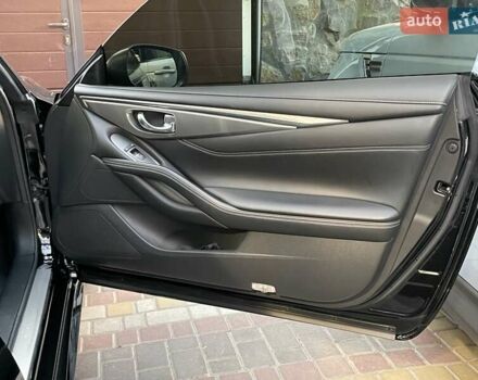 Черный Инфинити Q60, объемом двигателя 3 л и пробегом 64 тыс. км за 24999 $, фото 18 на Automoto.ua