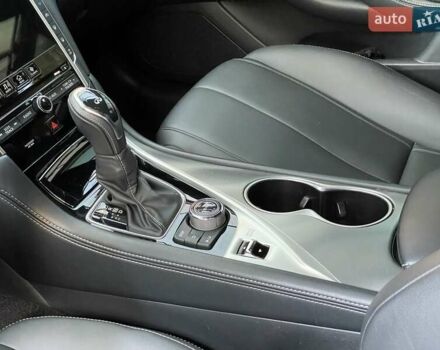 Черный Инфинити Q60, объемом двигателя 3 л и пробегом 64 тыс. км за 24999 $, фото 27 на Automoto.ua