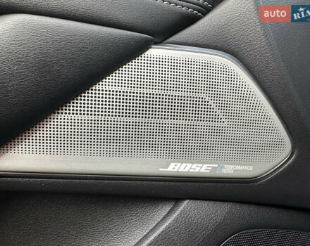 Черный Инфинити Q60, объемом двигателя 3 л и пробегом 129 тыс. км за 22299 $, фото 10 на Automoto.ua