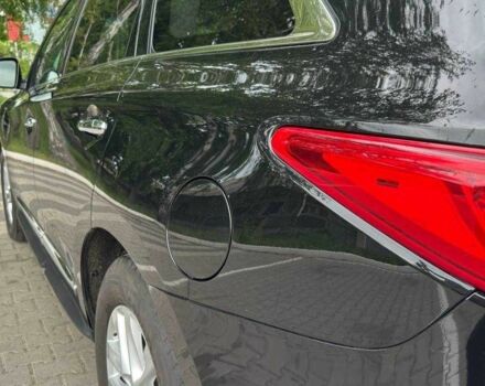 Черный Инфинити Q60, объемом двигателя 3.5 л и пробегом 245 тыс. км за 11900 $, фото 10 на Automoto.ua