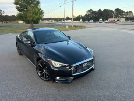 Черный Инфинити Q60, объемом двигателя 3 л и пробегом 52 тыс. км за 12500 $, фото 1 на Automoto.ua