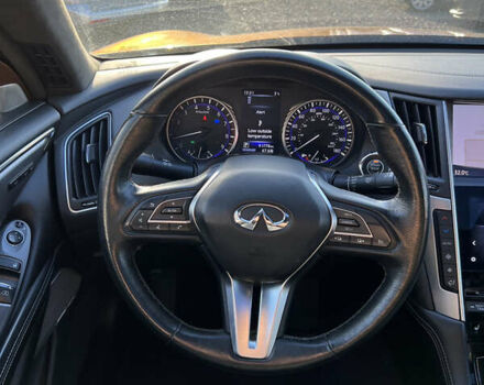 Красный Инфинити Q60, объемом двигателя 3 л и пробегом 91 тыс. км за 19500 $, фото 11 на Automoto.ua