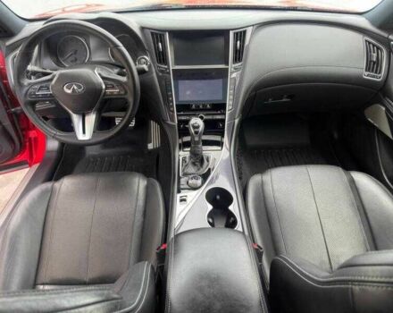 Красный Инфинити Q60, объемом двигателя 3 л и пробегом 56 тыс. км за 7600 $, фото 5 на Automoto.ua
