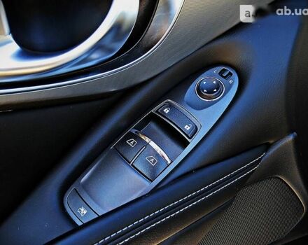 Инфинити Q60, объемом двигателя 2 л и пробегом 107 тыс. км за 23950 $, фото 7 на Automoto.ua