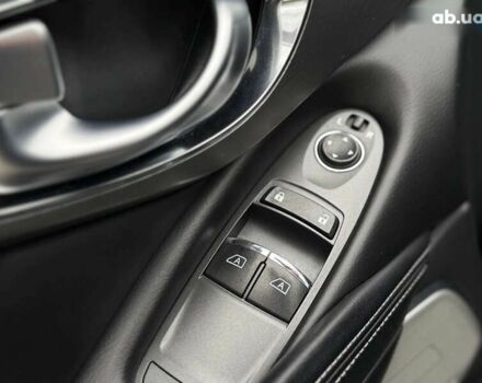 Инфинити Q60, объемом двигателя 3 л и пробегом 97 тыс. км за 21400 $, фото 17 на Automoto.ua