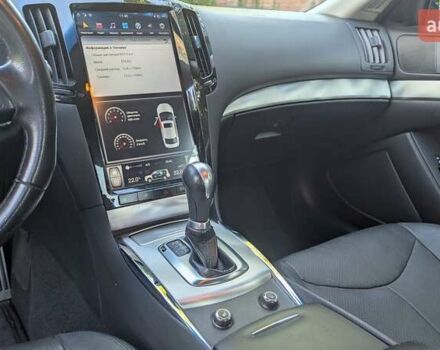 Серый Инфинити Q60, объемом двигателя 3.7 л и пробегом 90 тыс. км за 15500 $, фото 10 на Automoto.ua