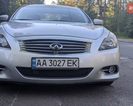 Серый Инфинити Q60, объемом двигателя 3.7 л и пробегом 90 тыс. км за 15500 $, фото 4 на Automoto.ua