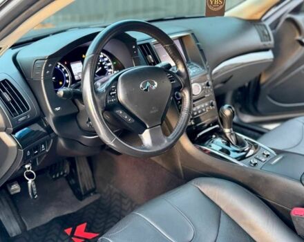 Серый Инфинити Q60, объемом двигателя 3.7 л и пробегом 90 тыс. км за 13299 $, фото 18 на Automoto.ua