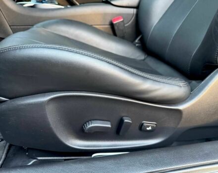 Серый Инфинити Q60, объемом двигателя 3.7 л и пробегом 90 тыс. км за 13299 $, фото 16 на Automoto.ua