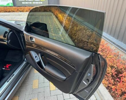 Серый Инфинити Q60, объемом двигателя 3.7 л и пробегом 90 тыс. км за 13299 $, фото 8 на Automoto.ua