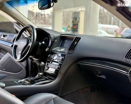 Серый Инфинити Q60, объемом двигателя 3.7 л и пробегом 70 тыс. км за 13500 $, фото 27 на Automoto.ua