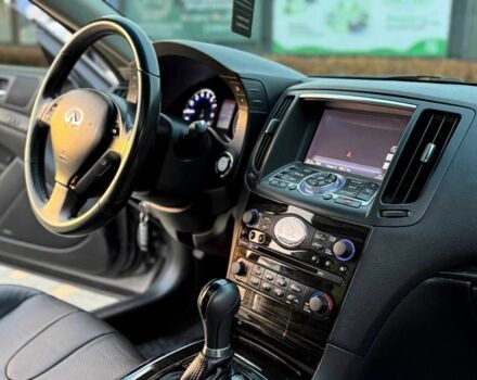 Серый Инфинити Q60, объемом двигателя 3.7 л и пробегом 90 тыс. км за 13299 $, фото 10 на Automoto.ua