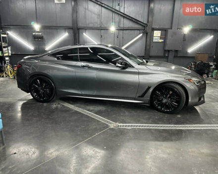 Серый Инфинити Q60, объемом двигателя 3 л и пробегом 107 тыс. км за 20999 $, фото 4 на Automoto.ua