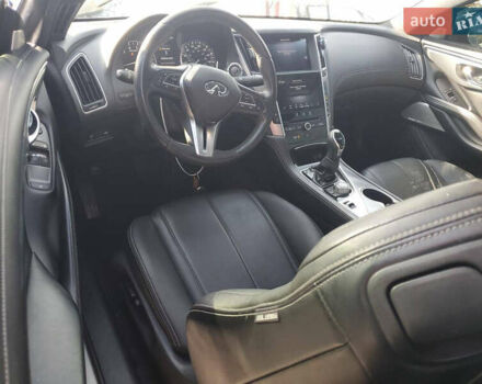 Серый Инфинити Q60, объемом двигателя 3 л и пробегом 85 тыс. км за 8150 $, фото 7 на Automoto.ua