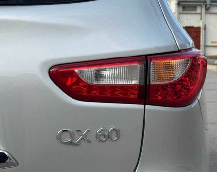 Серый Инфинити Q60, объемом двигателя 3.5 л и пробегом 189 тыс. км за 17000 $, фото 7 на Automoto.ua