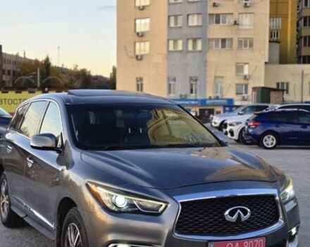 Серый Инфинити Q60, объемом двигателя 3.5 л и пробегом 90 тыс. км за 9999 $, фото 1 на Automoto.ua