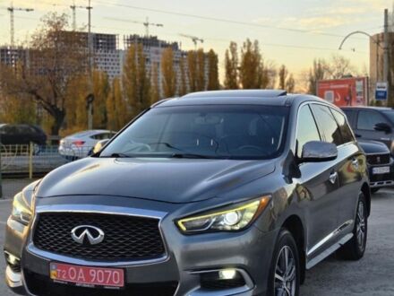 Серый Инфинити Q60, объемом двигателя 3.5 л и пробегом 90 тыс. км за 9000 $, фото 1 на Automoto.ua