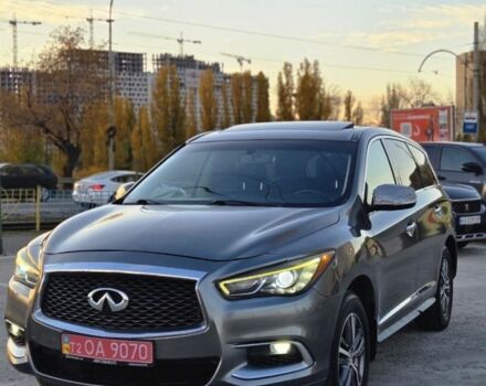 Серый Инфинити Q60, объемом двигателя 3.5 л и пробегом 90 тыс. км за 9999 $, фото 1 на Automoto.ua
