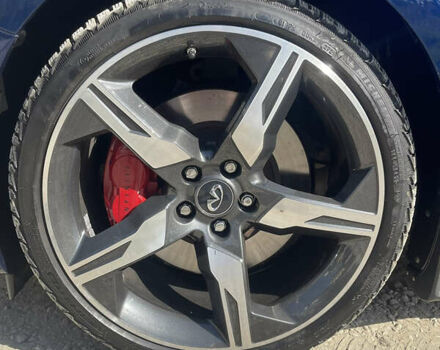 Синий Инфинити Q60, объемом двигателя 3 л и пробегом 69 тыс. км за 25000 $, фото 4 на Automoto.ua