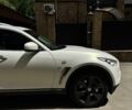 Білий Інфініті Q70, об'ємом двигуна 3.7 л та пробігом 222 тис. км за 16000 $, фото 7 на Automoto.ua