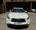 Білий Інфініті Q70, об'ємом двигуна 3.7 л та пробігом 222 тис. км за 15000 $, фото 1 на Automoto.ua