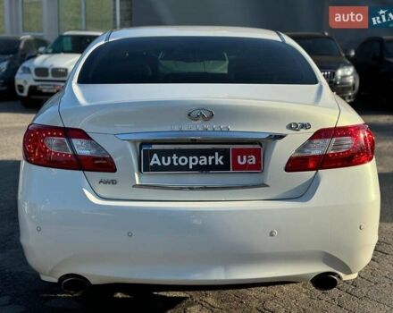 Белый Инфинити Q70, объемом двигателя 3.7 л и пробегом 143 тыс. км за 12790 $, фото 11 на Automoto.ua
