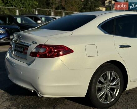 Белый Инфинити Q70, объемом двигателя 3.7 л и пробегом 143 тыс. км за 12790 $, фото 8 на Automoto.ua