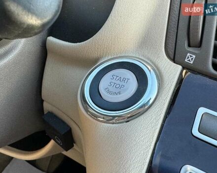 Белый Инфинити Q70, объемом двигателя 3.7 л и пробегом 143 тыс. км за 12790 $, фото 40 на Automoto.ua