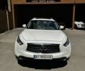 Білий Інфініті Q70, об'ємом двигуна 3.7 л та пробігом 222 тис. км за 16000 $, фото 1 на Automoto.ua