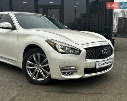 Белый Инфинити Q70, объемом двигателя 3.7 л и пробегом 101 тыс. км за 16990 $, фото 1 на Automoto.ua