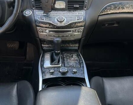 Белый Инфинити Q70, объемом двигателя 2.5 л и пробегом 68 тыс. км за 24000 $, фото 16 на Automoto.ua